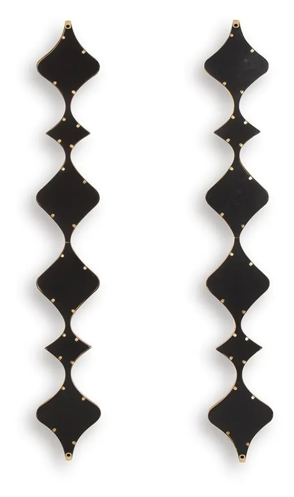 Harriswood Accent Mirror Set (2/CN) Ashley Furniture