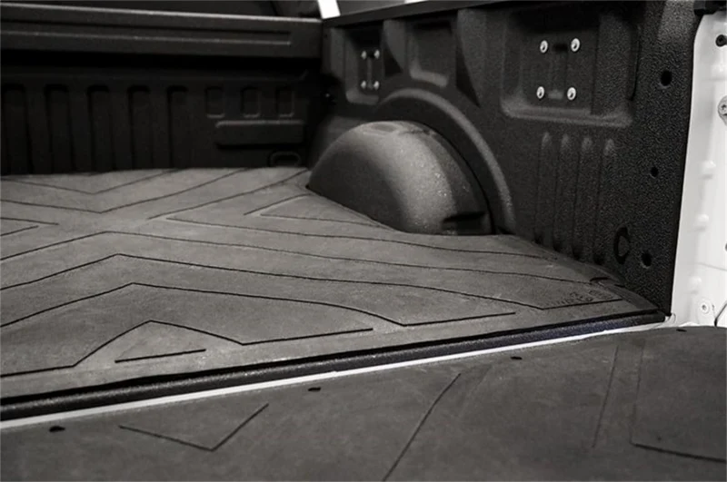 Dee Zee 19-23 Chevrolet Silverado Heavyweight Bed Mat - Custom Fit 6 1/2Ft Bed (X Pattern)