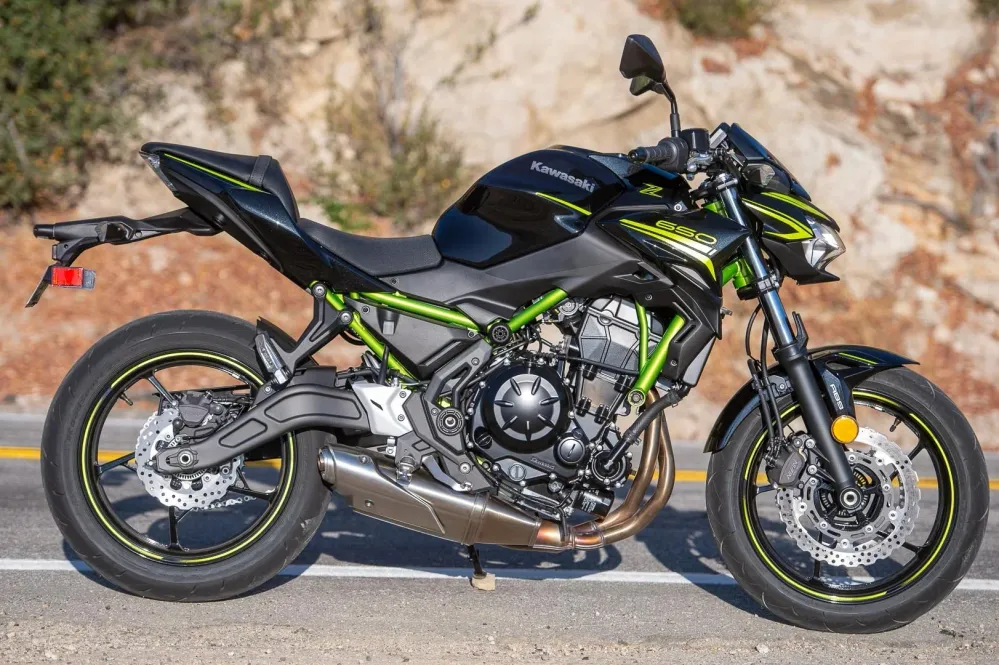 2020-2023 Kawasaki Z650 Kit de carenagem de injeção ABS de plástico