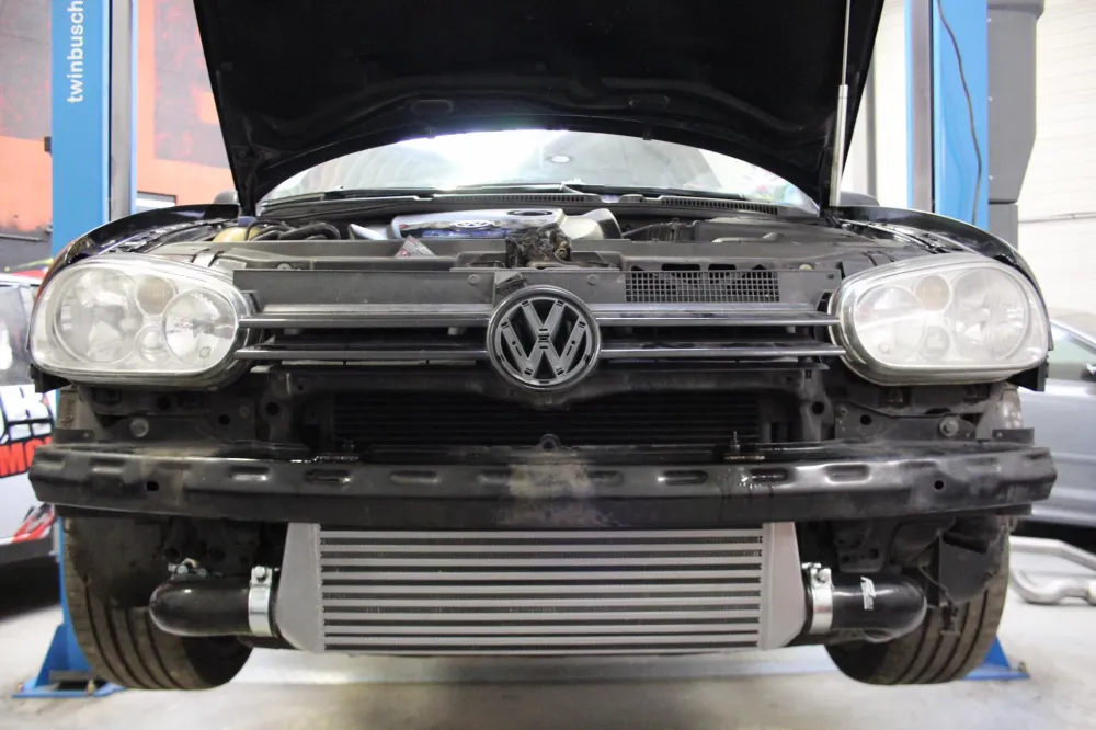 KIT DE INTERCOOLER LEON 1M/GOLF 4 DE ALTO FLUXO