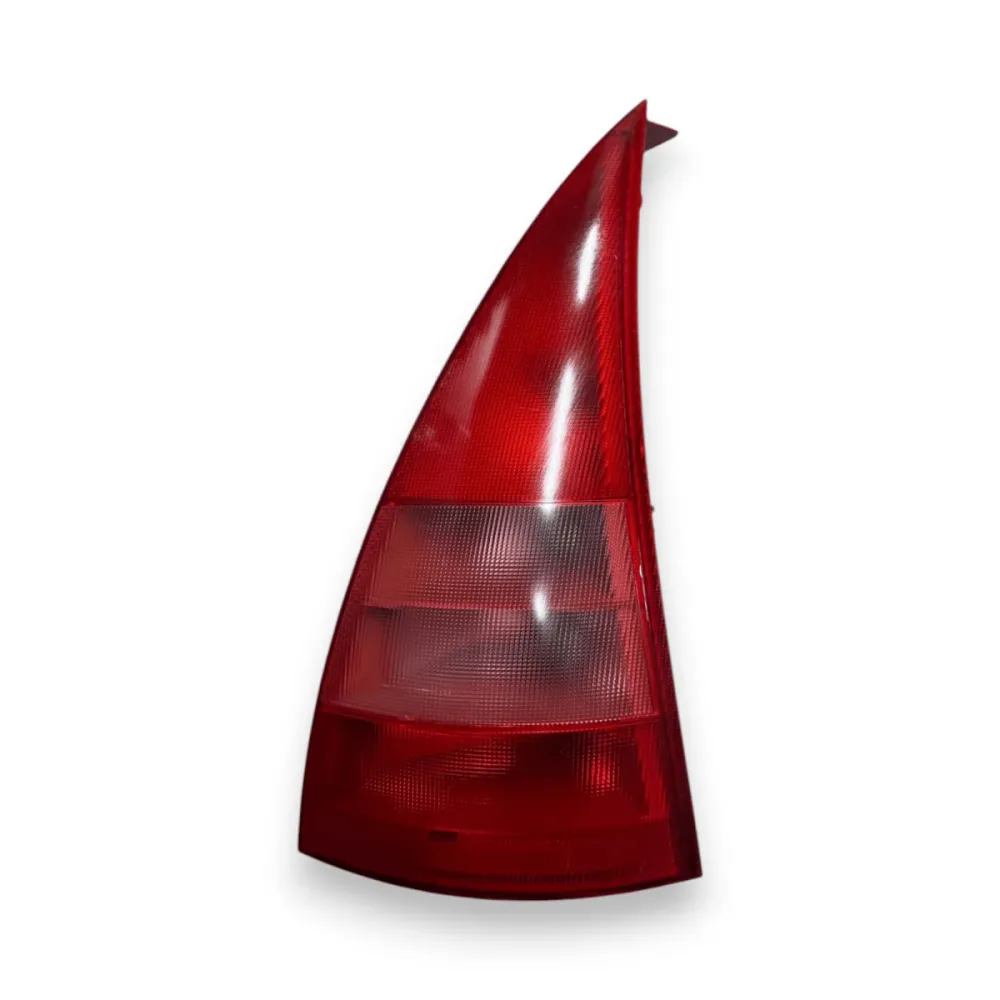Paragem / luz traseira direita Citroën C3 cod.E21298 (2002-2005)
