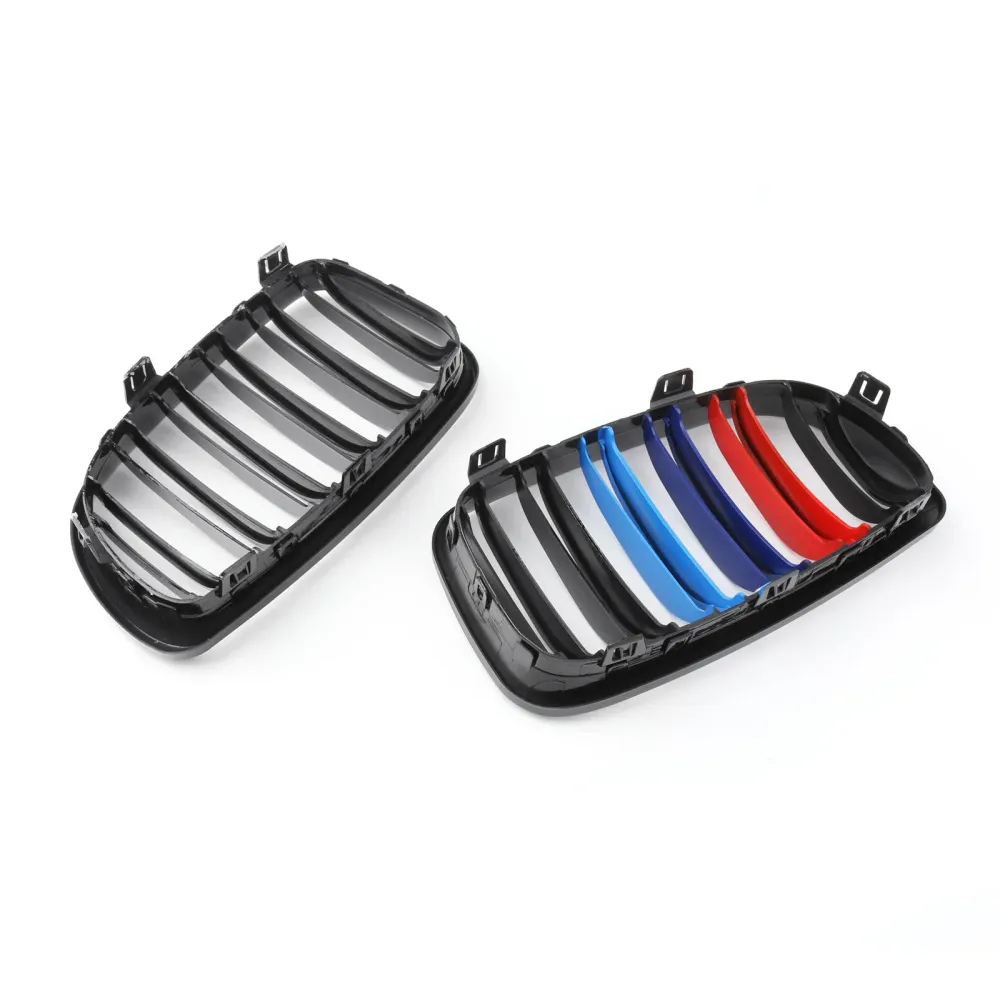 2007-2012 BMW E81 E82 E87 E88 2X Grade de rim do pára-choque dianteiro preto de cor preta brilhante