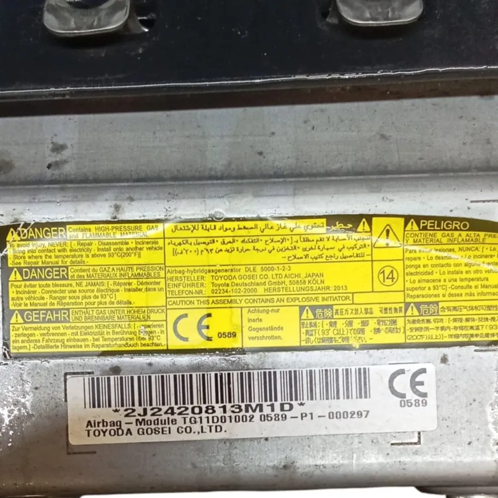 Airbag de joelhos do condutor Toyota Auris II (E180) cod. TG11D01002 (2012 > 2018)