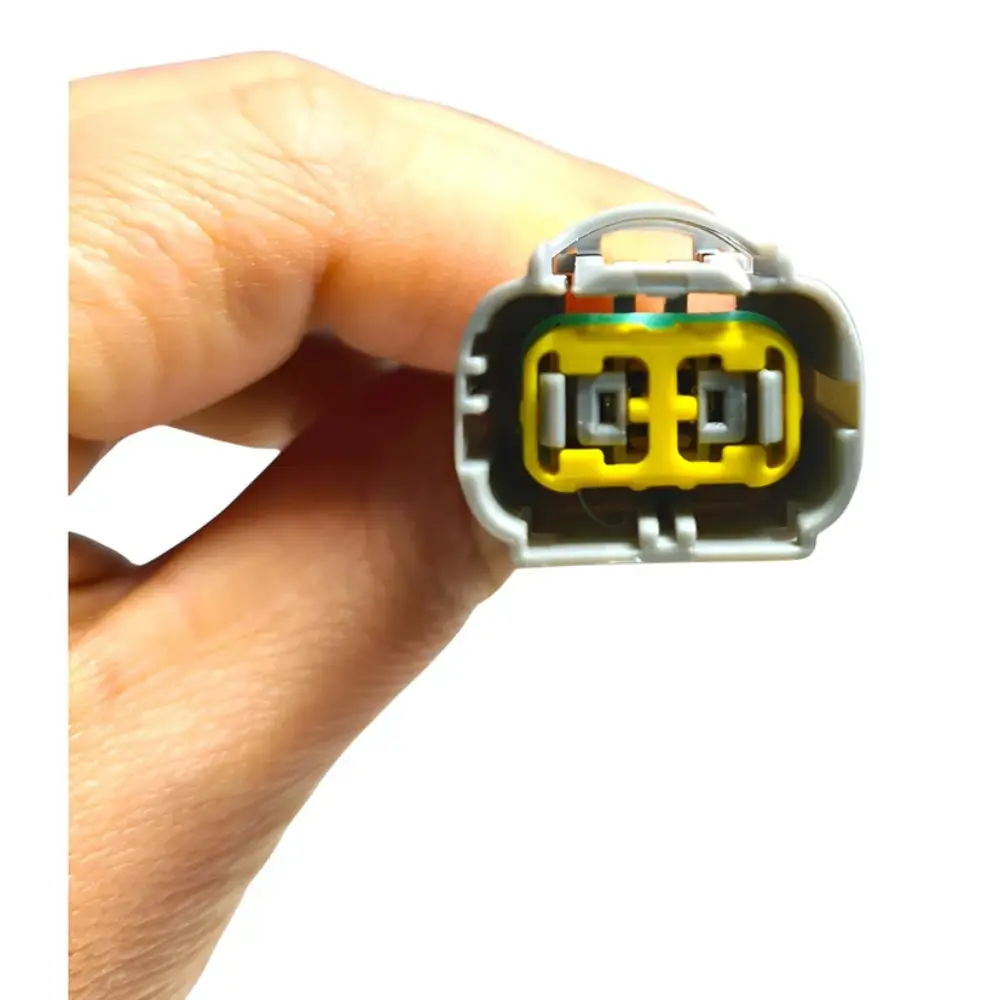 Conector Enchufe De Luz Antiniebla De Dos Pines AutoRepuestos CF