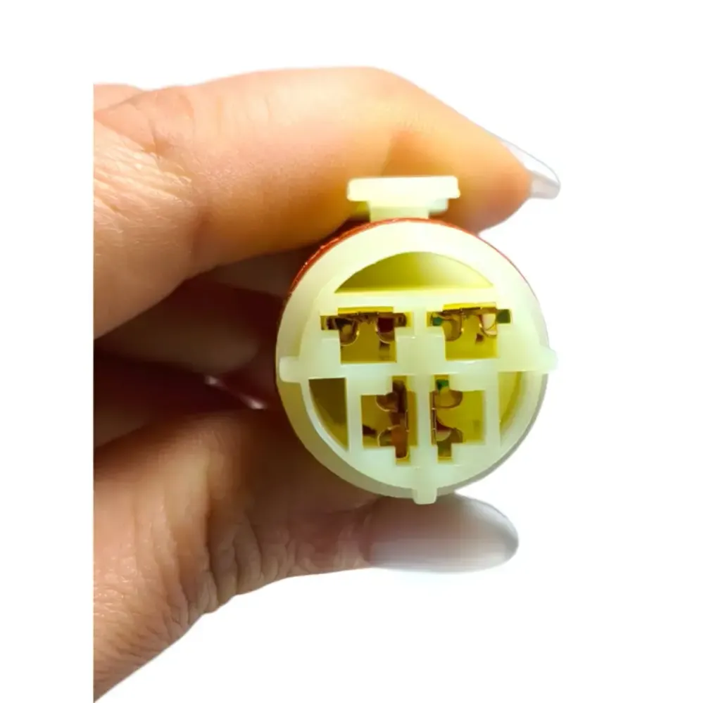 Enchufe Conector 4 Pines Para Alternador AutoRepuestos CF