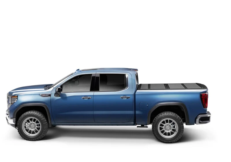 BAK 2014 Chevy Silverado 1500 / 15-20 Chevy Silverado 2500/3500 8ft Bed BAKFlip MX4 Matte Finish
