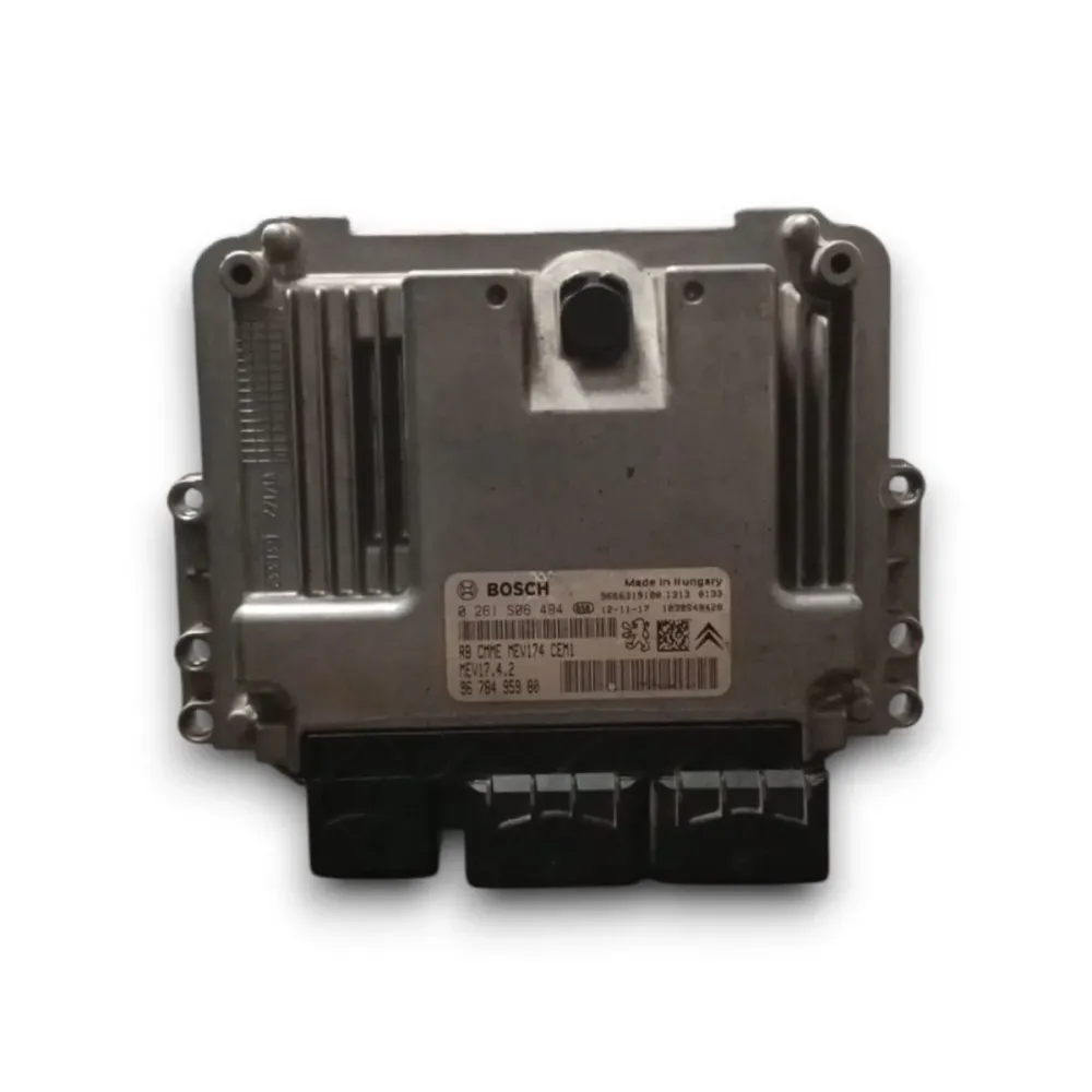 Centralina ECU motor peugeot 208 II cod. 9678495980 1.2 gasolina (2019 >)