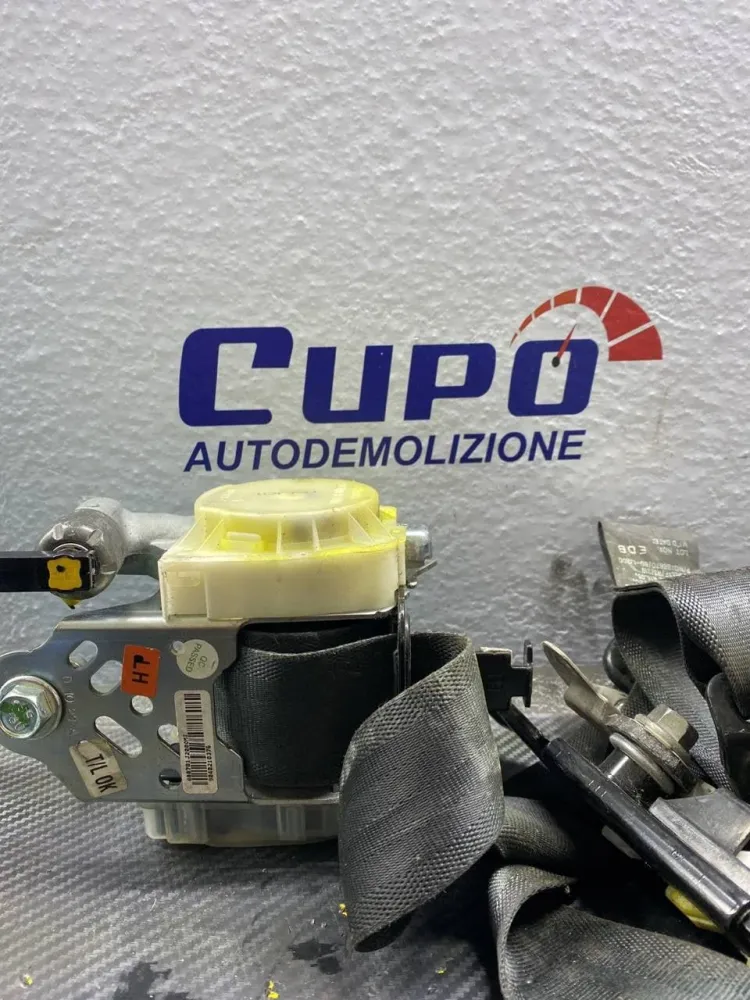 Cinta de seguranç da frente esquerda Hyundai i20 COD: 888701J200OMI