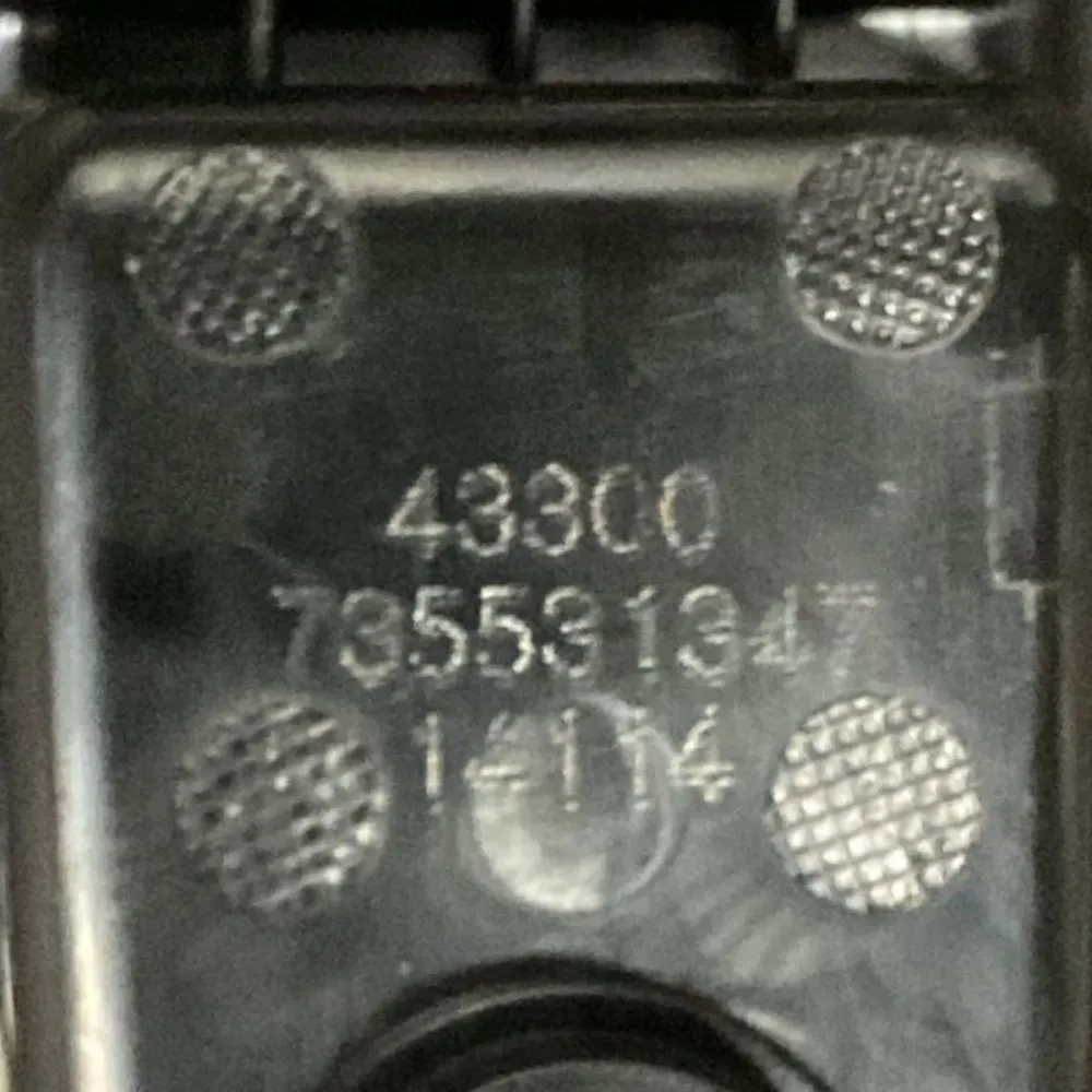 Comandos de vidros elétricos dianteiros direito lancia ypsilon cod. 735531347 (2005 >)