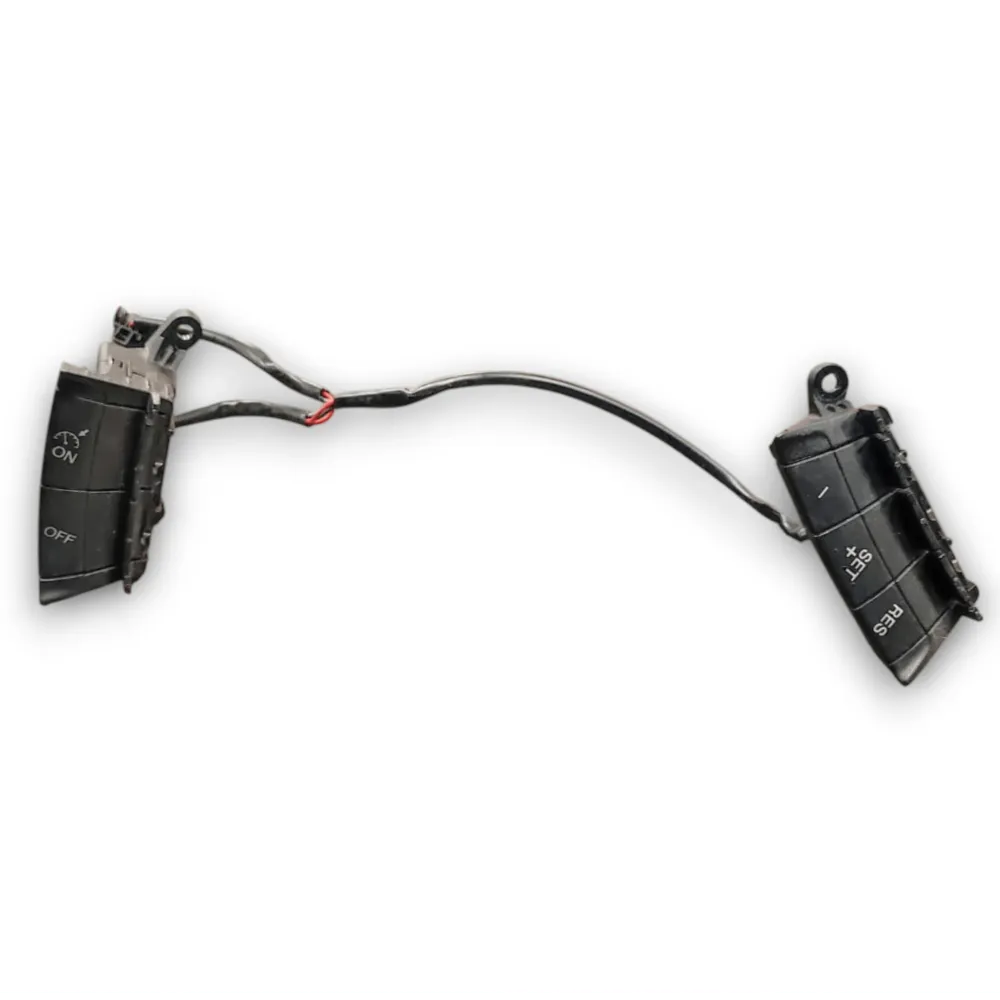 Controles de volante Ford C-Max I Cods da série: 3M5T9E740 (2003-2010)
