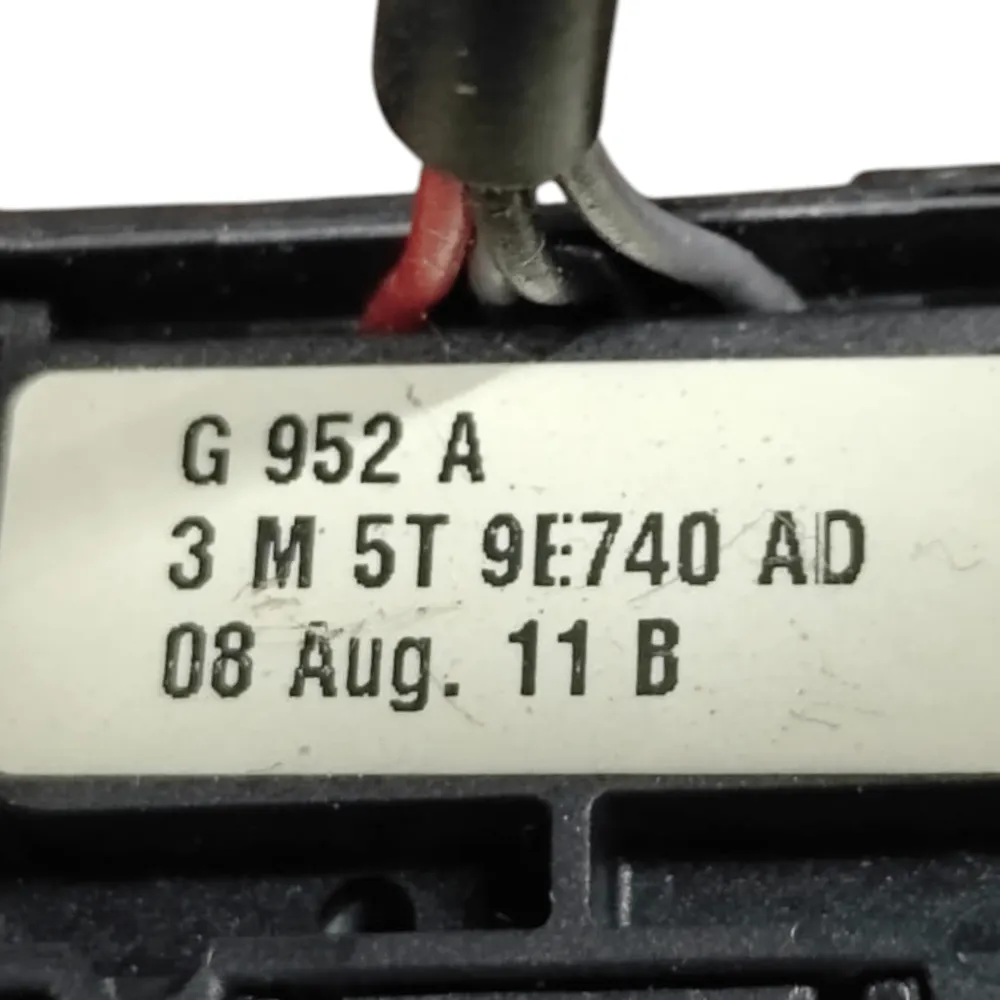 Controles de volante Ford C-Max I Cods da série: 3M5T9E740 (2003-2010)