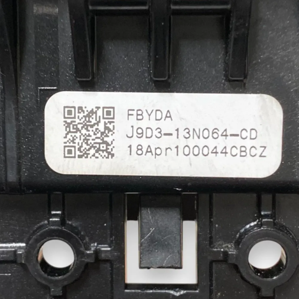 Devioluci + contato espiralado jaguar i-pace Cod: j9d3-13n064-cd (2018-2024)