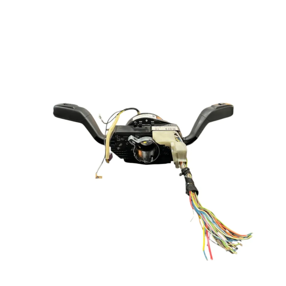Devoluci com Skoda Roomber (2006-2015) Soldou Contato Cod.7H0953513 / 279948