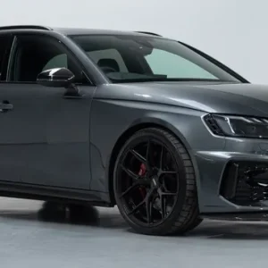 Divisor Frontal em Carbono Automóvel Urbano Audi RS4 B9.5