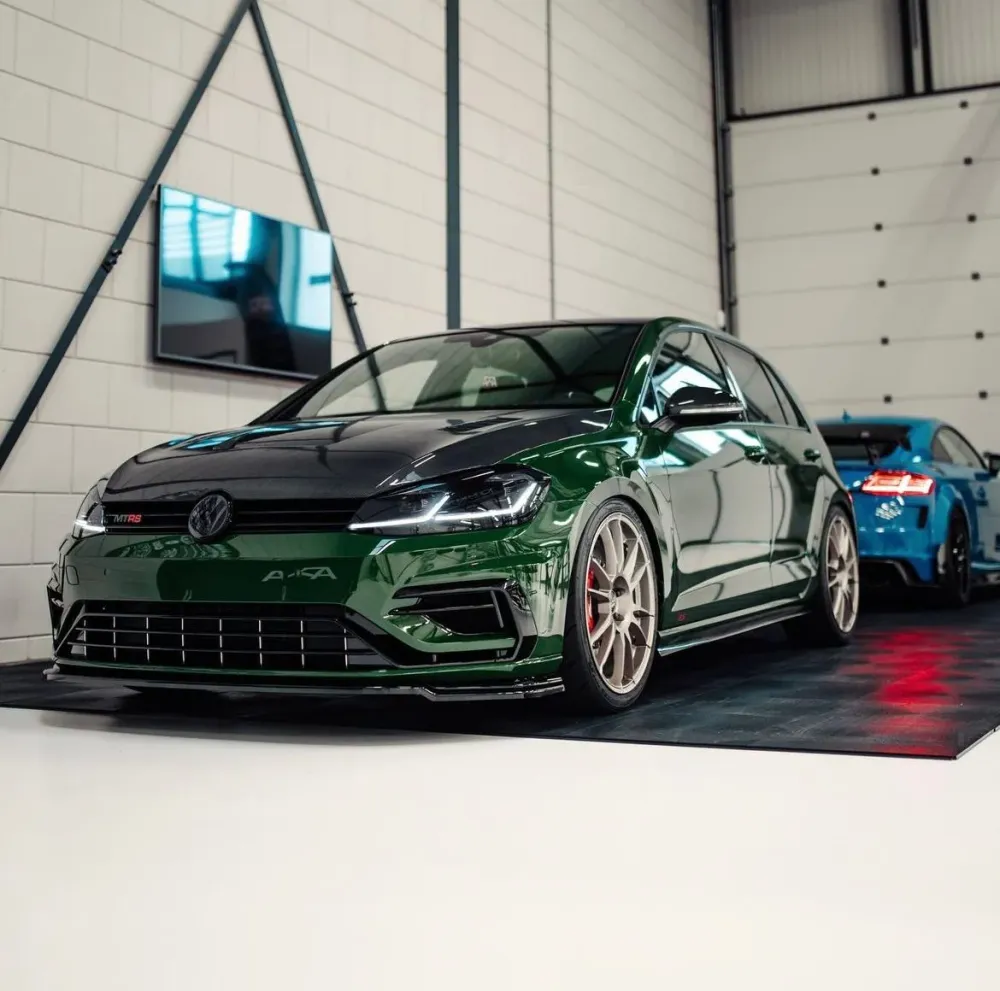 Divisor Frontal Rieger Volkswagen Golf MK7.5 R / R-line 2017+ - Preto Brilhante