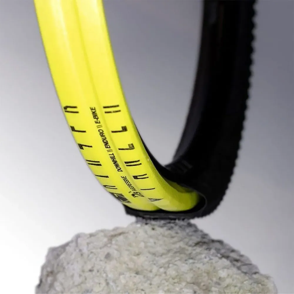 Espuma anti-entalamento PANZER ENDURO GEN3C 29" 2.3"-2.6" / 25-30 mm