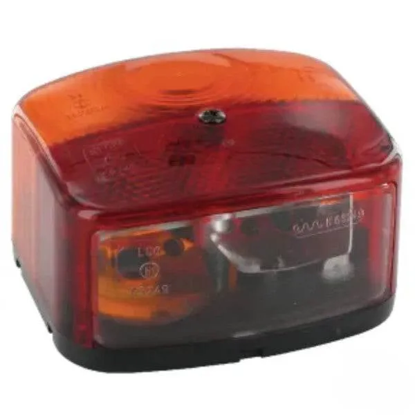 Farol traseiro esquerdo 12V quadrado de aparafusar ficha plana