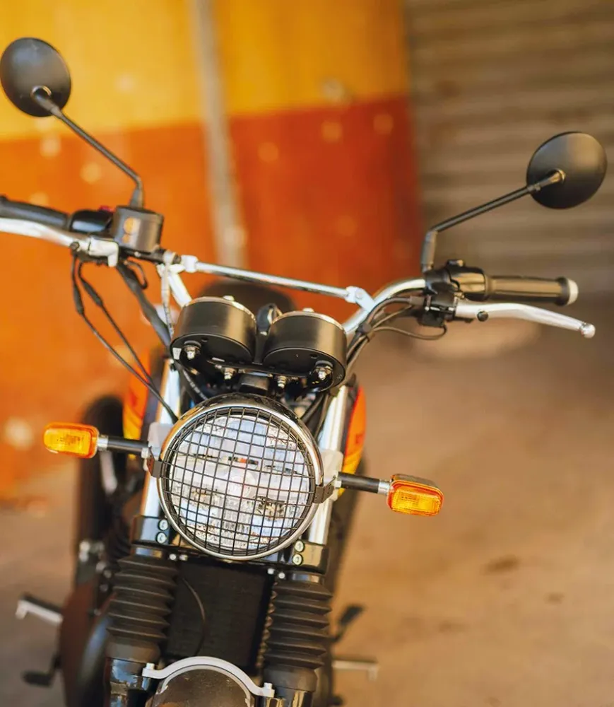 Grade do farol para Royal Enfield e Triumph - Cafe Twin