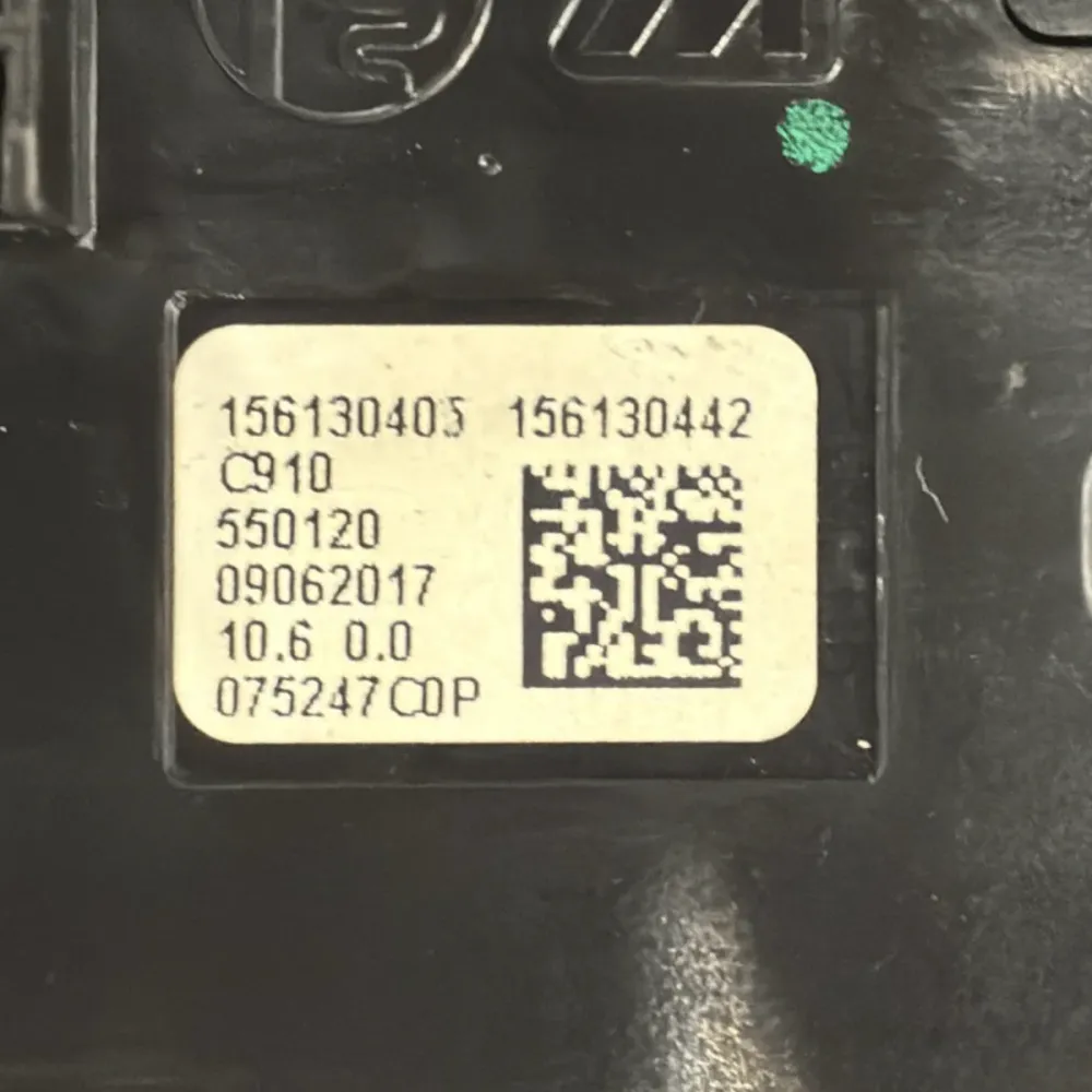 Grupo de comandos do rádio do carro alfa romeo stelvio código: 156130405 (2016 ->)