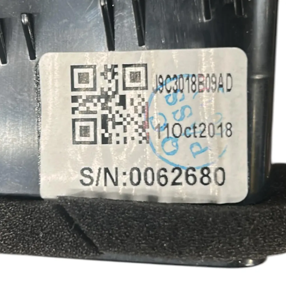 Jaguar de boca de ar do painel esquerdo e - paz (x540) cod.j9c3018b09ad (2017>)