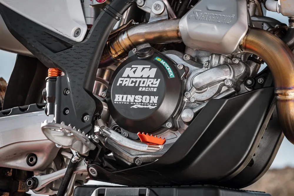 Tapa exterior de embrague HINSON KTM