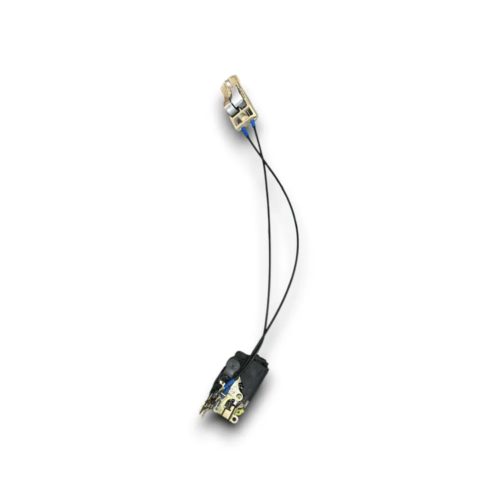 Lock da porta frontal esquerda DR5 COD: T11-6105030 (2007> 2013)