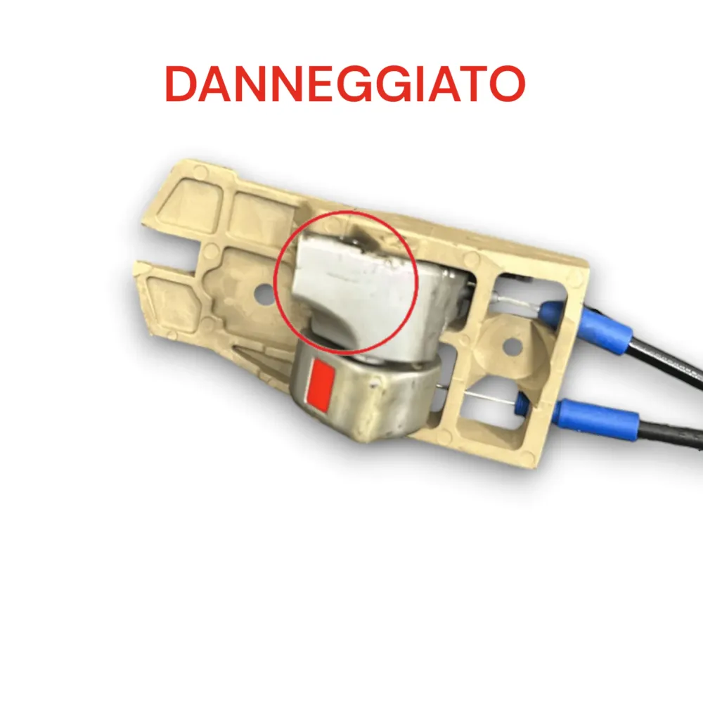 Lock da porta frontal esquerda DR5 COD: T11-6105030 (2007> 2013)