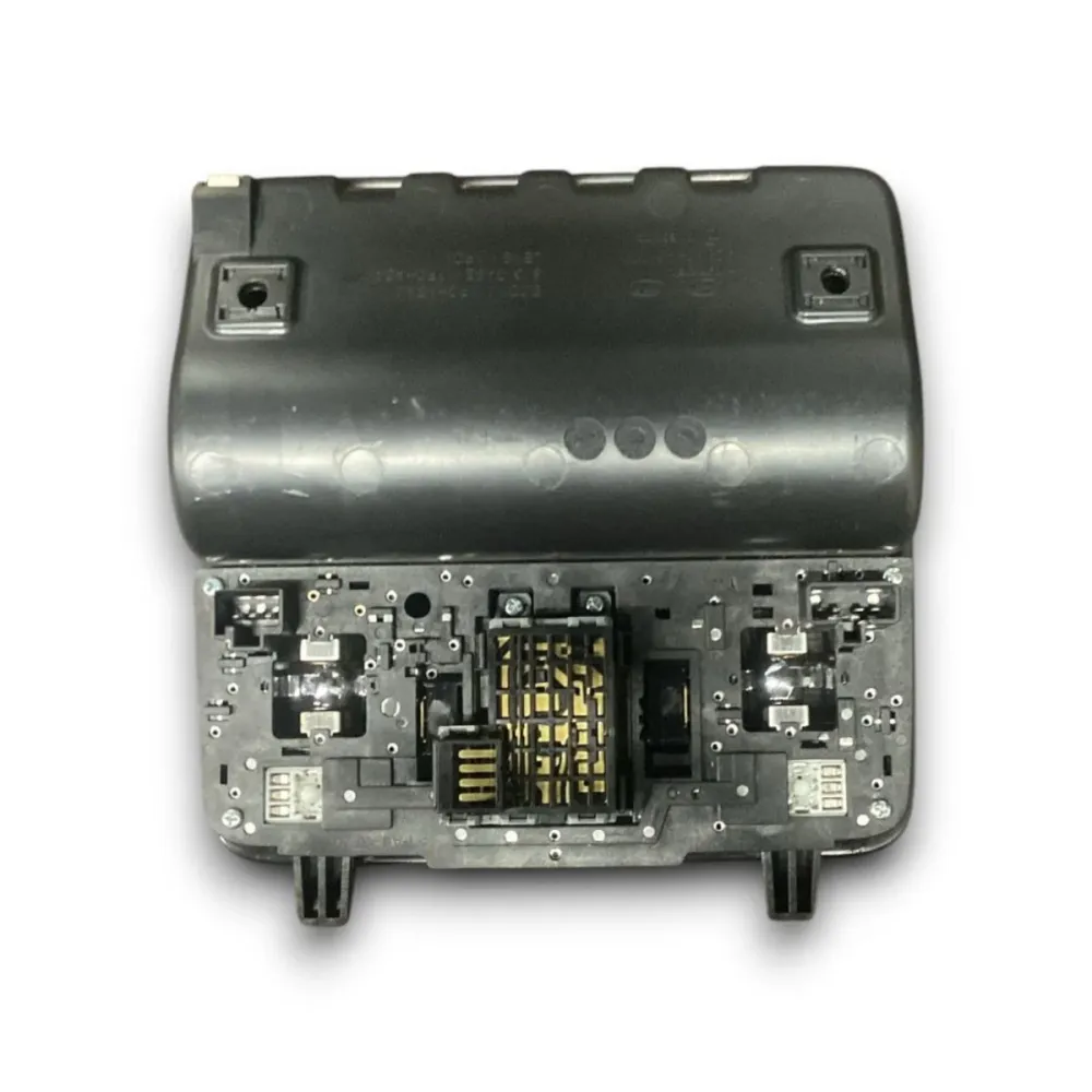 Luminária de teto interna hyundai i30 III cod. 92800-a51xx (2011 > 2016)