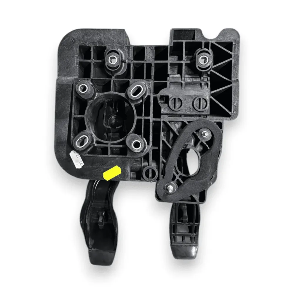 Pedal de embraiagem + Pedal de travão Fiat Panda III cod.0051926352 (2012-)