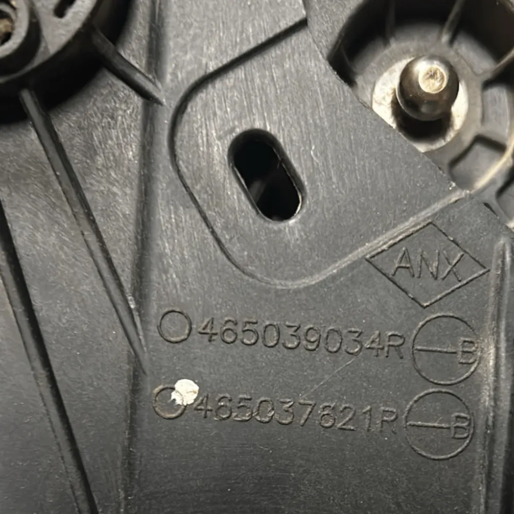 Pedal da embreagem de bacalhau Dacia Sandro: 465039034R (2012> 2020)