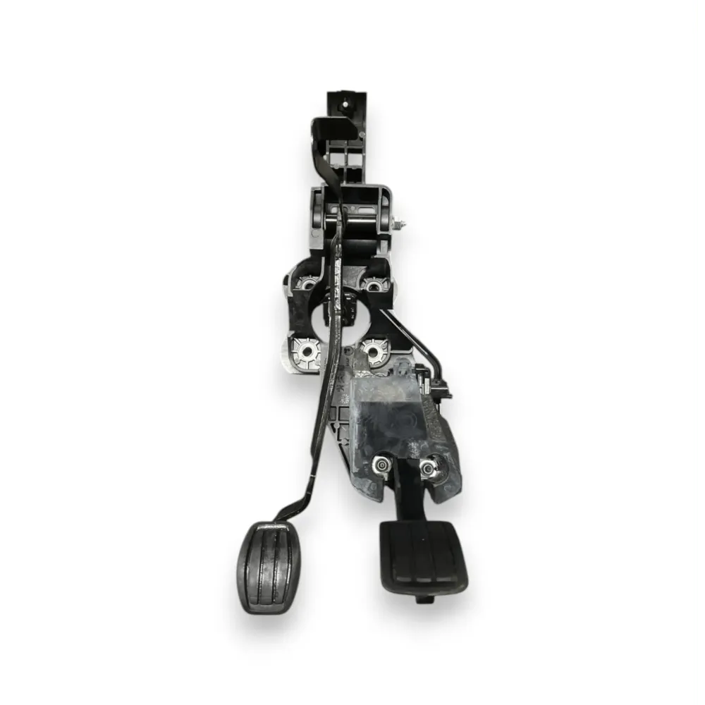 Pedal de freio + Opel Grandland x 1,5 Acelerador diesel (2017>) COD: 9819309880