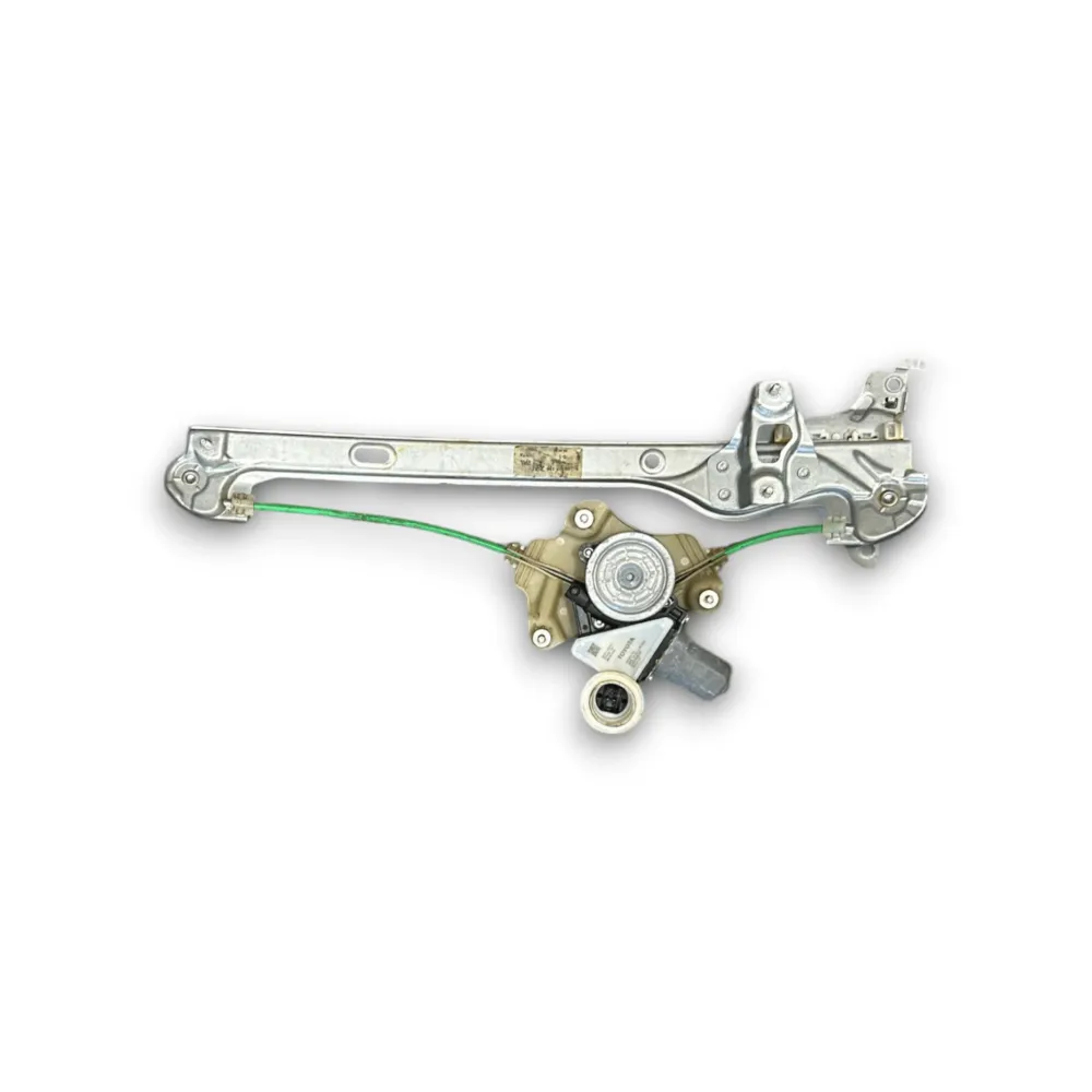 Saudações esquerda elevador Toyota Corolla E210 COD: 85701-02090 (2019>)