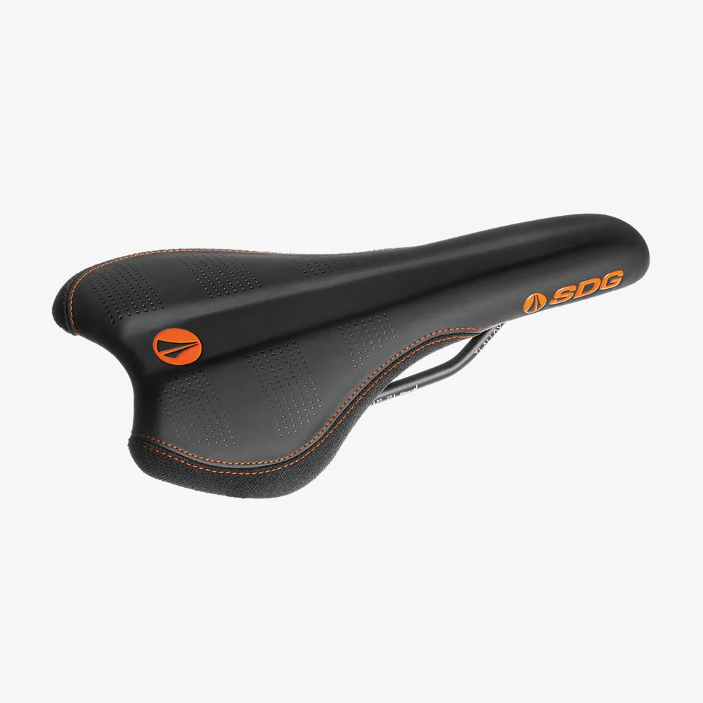 SDG RADAR MTN Rails Titanium-Aluminium Saddle Preto/Laranja