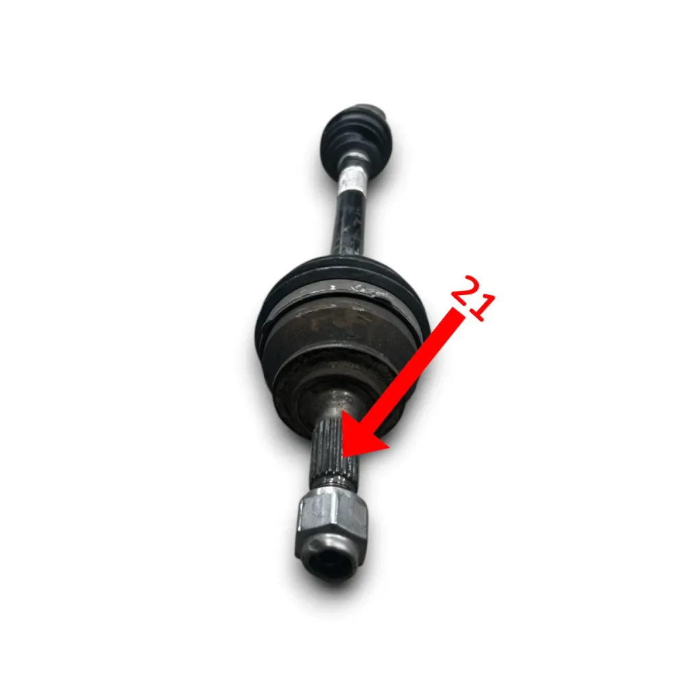 Semi-eixo dianteiro esquerdo Citroen C3 9677476580 1.2 gasolina (2016 > 2023)