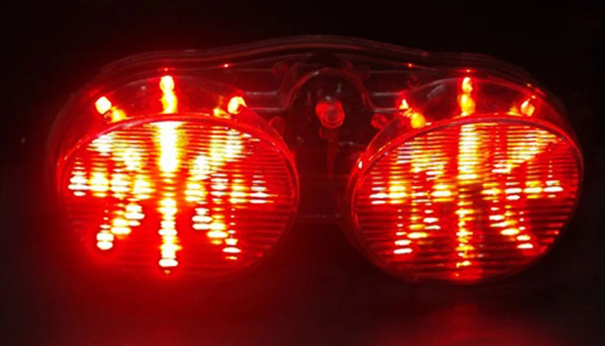 Sinais de curva para luz traseira de LED integrados para Yamaha YZF R6 2001-2002 genérico