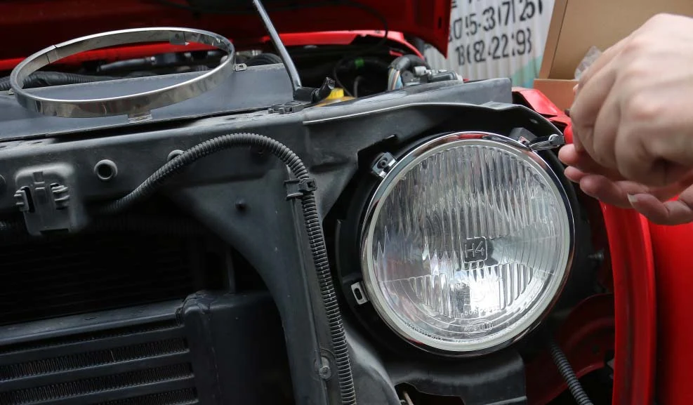 Suporte de montagem 2x para o anel redondo do farol de 7 polegadas Wrangler JK 07-2017 genérico