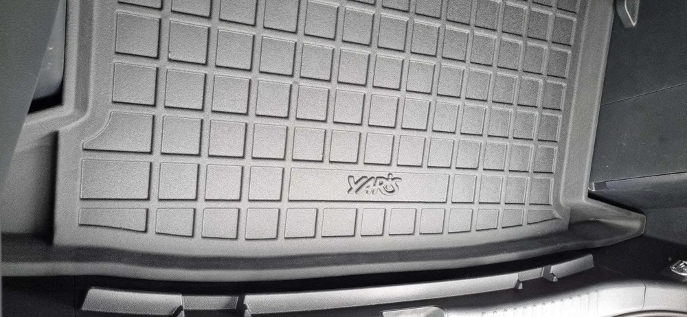 Tapete de porta-malas termoformado Todoparts 3mm Toyota Yaris Cross