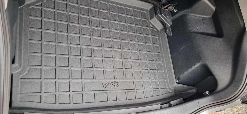 Tapete de porta-malas termoformado Todoparts 3mm Toyota Yaris Cross