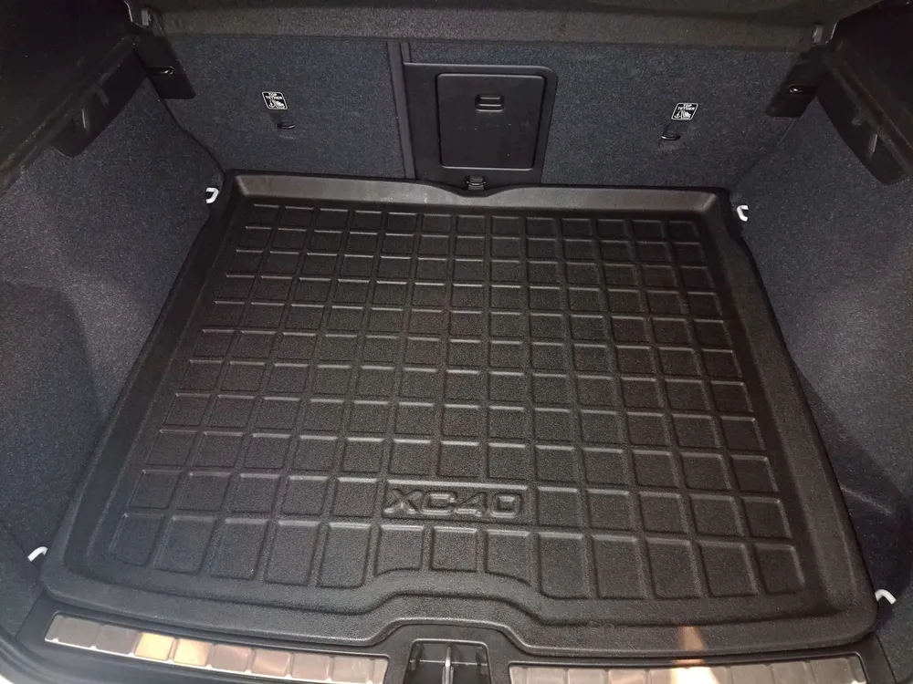 Tapete de porta-malas termoformado Todoparts 3mm Volvo XC40 2018 2024