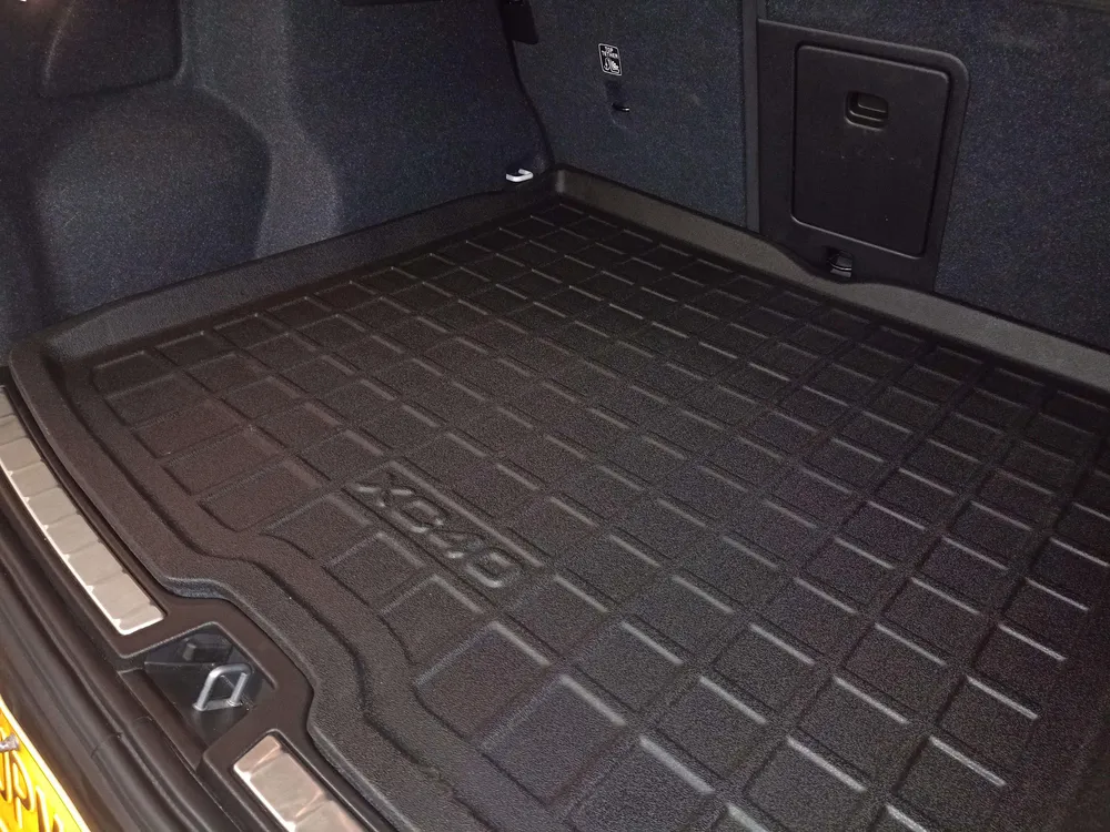Tapete de porta-malas termoformado Todoparts 3mm Volvo XC40 2018 2024