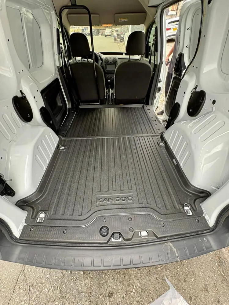Tapete termoformado Todoparts 3mm para porta-malas Renault Kangoo 2020 2024