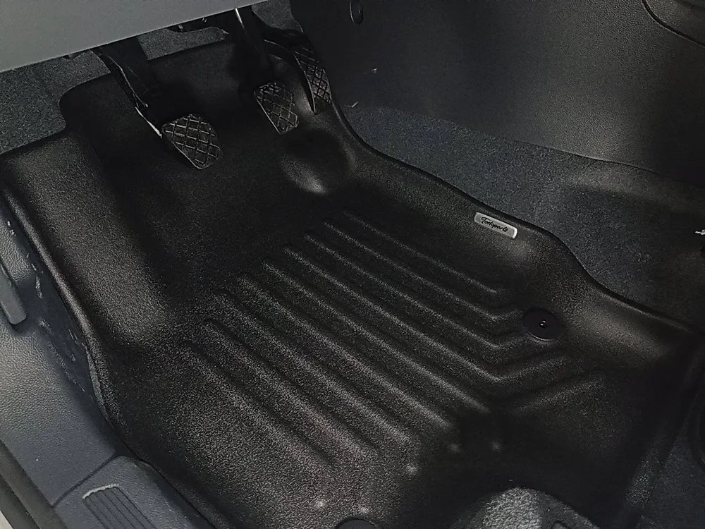 Tapetes termoformados foscos Todoparts 1ª fileira Volkswagen Virtus