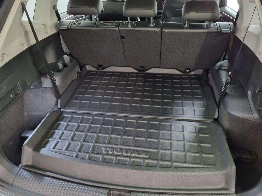 Tapetes Termoformados Foscos Todoparts 3 Fileiras + Porta-malas Volkswagen Tiguan 2018 2025