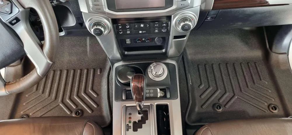 Tapetes termoformados Todoparts 3 fileiras + porta-malas Toyota 4Runner 2010 2024