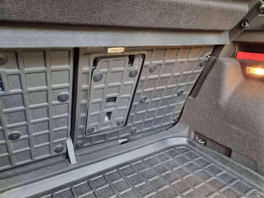 Tapetes termoformados Todoparts para protetores de encosto de banco do Volkswagen Taos