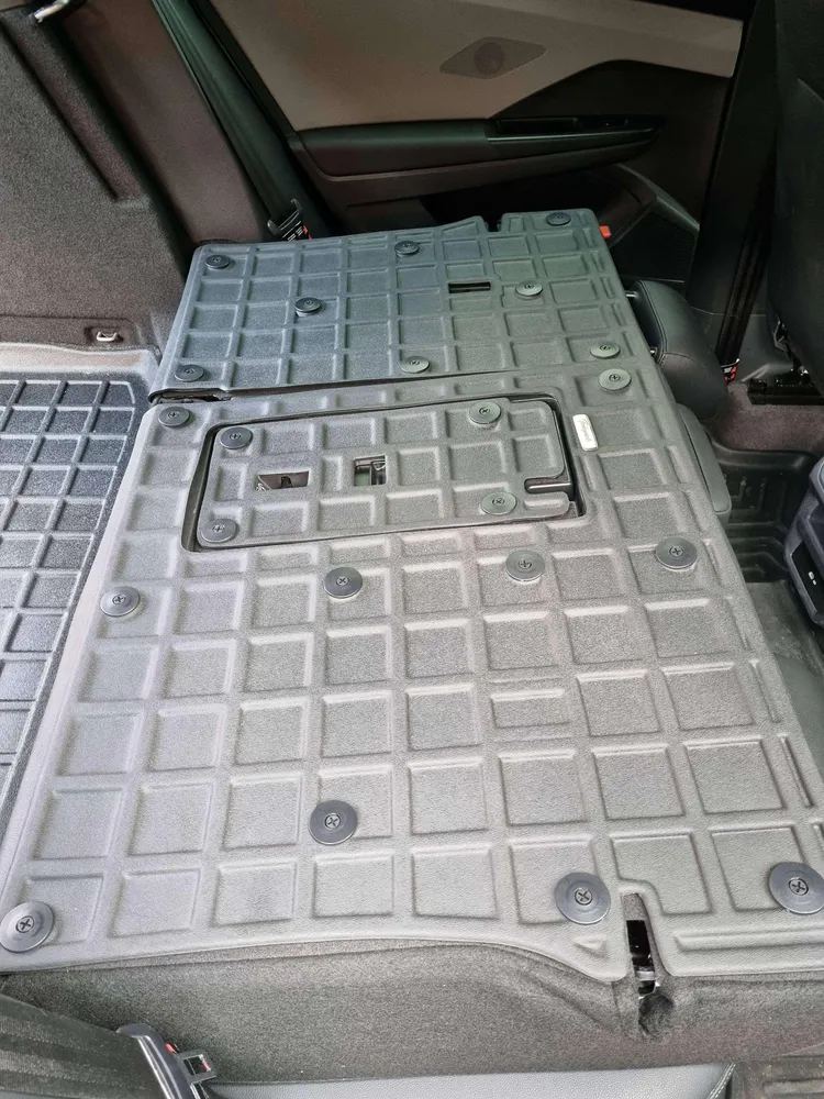 Tapetes termoformados Todoparts para protetores de encosto de banco do Volkswagen Taos