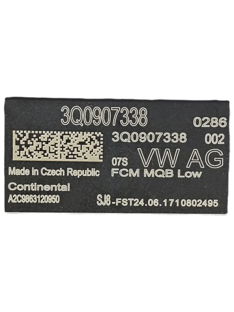 Volkswagen Golf 7.5 COD: 3Q090738 (2017-2021)