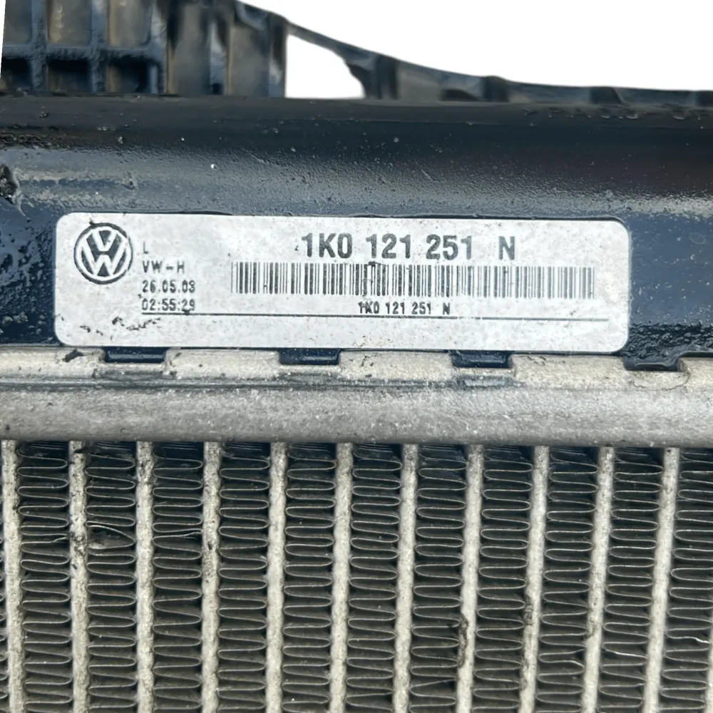 Volkswagen Golf v 2.0 Diesel Cod Radiator: 1K0121251N (2003-2008)