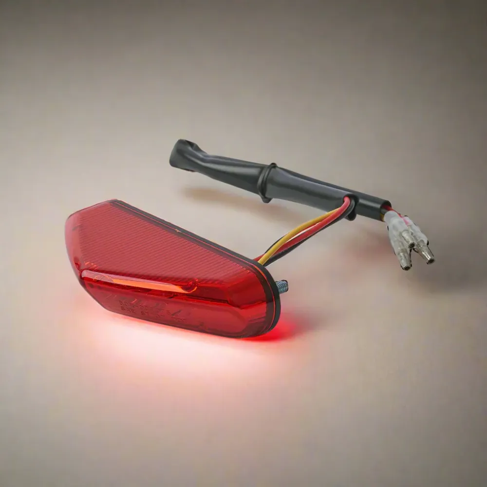FAROLIM PARA PORTA MATRICULAS POLISPORT RSP LED 3.0
