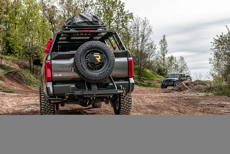 Go Rhino Swing--Way Hitch Mounted Tire Carrier (Lic. Plate Lights Not Included) - Textured Black